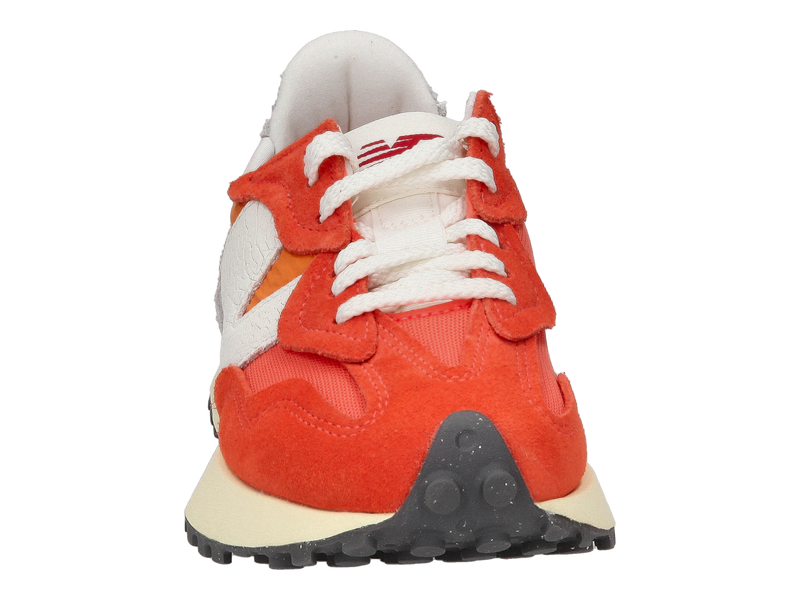 Voir le produit 'New Balance Baskets Orange' (en anglais) New Balance Baskets Orange