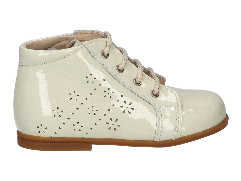 Beberlis Lace Shoes Yellow