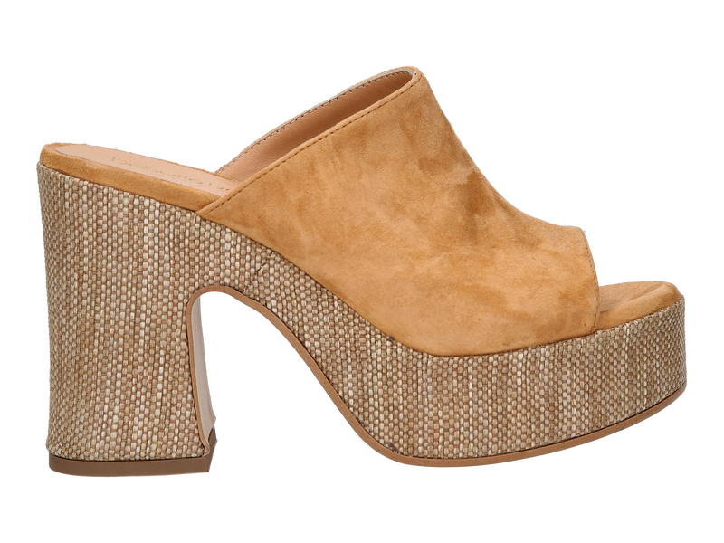 Debutto Donna Sandals Cognac