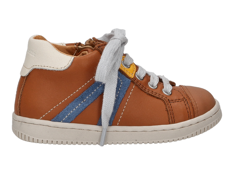 View product 'Babybotte Sneakers Cognac' Babybotte Sneakers Cognac