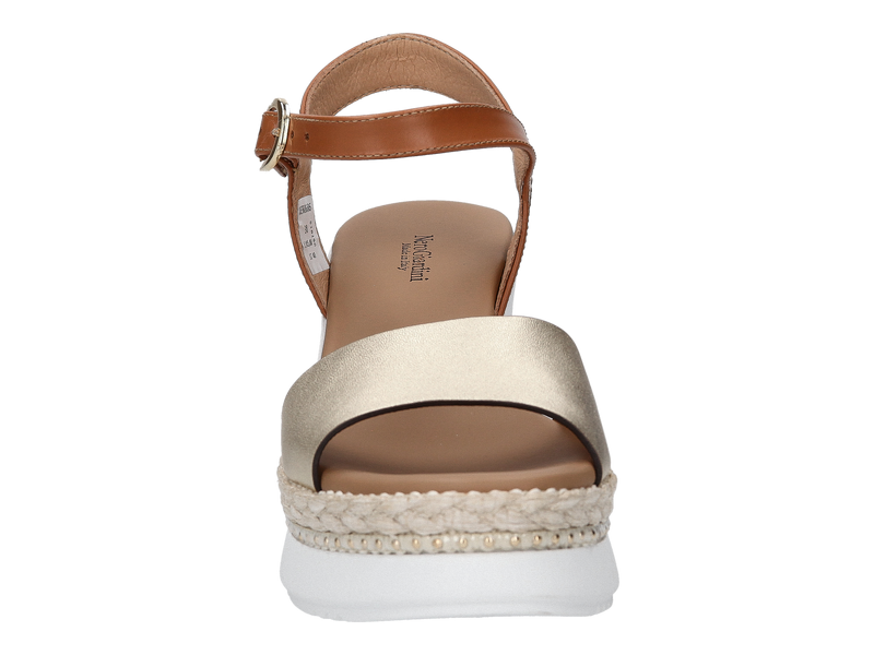 Voir le produit 'Nero Giardini Sandales Cognac' (en anglais) Nero Giardini Sandales Cognac