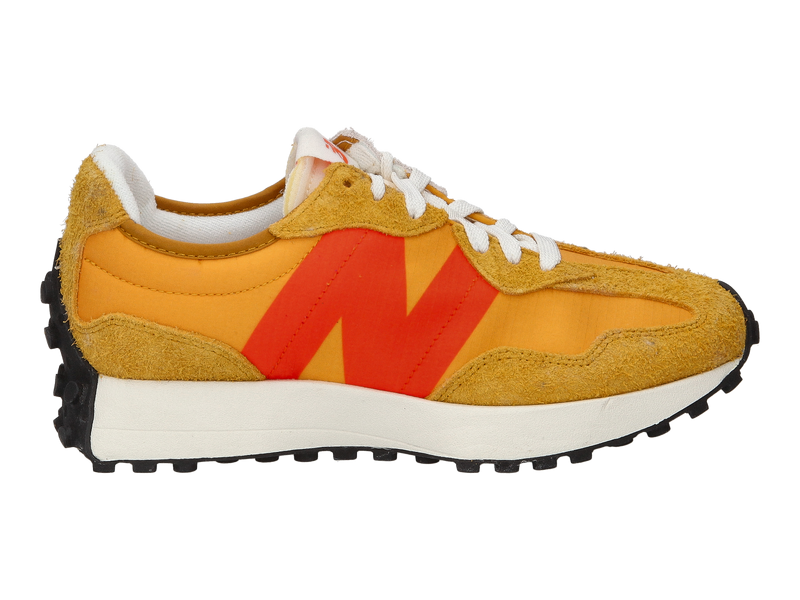 Voir le produit 'New Balance Baskets Cognac' (en anglais) New Balance Baskets Cognac