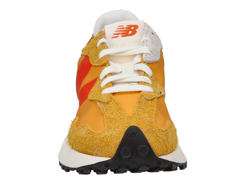 Voir le produit 'New Balance Baskets Cognac' (en anglais) New Balance Baskets Cognac