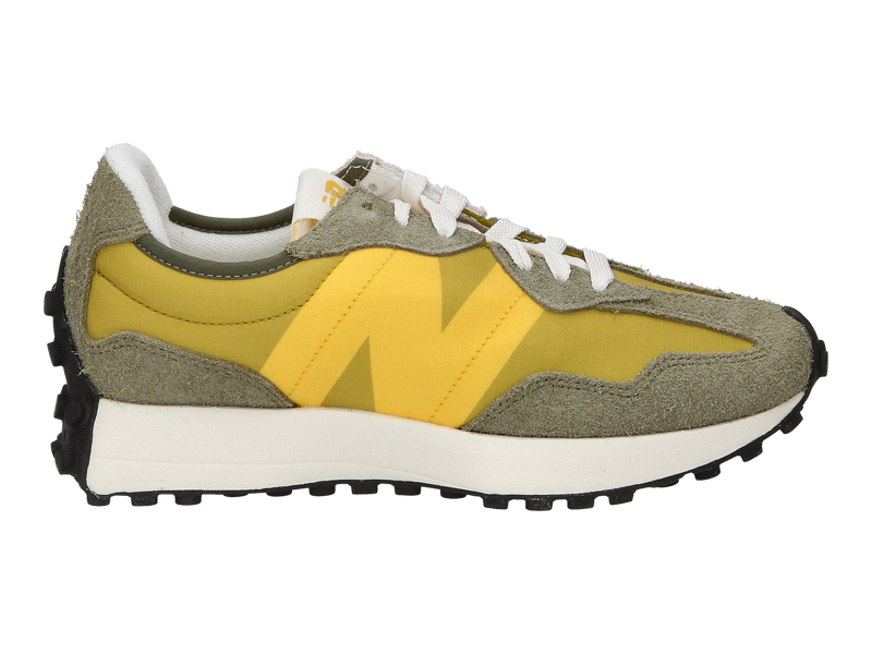 Voir le produit 'New Balance Baskets Kaki' (en anglais) New Balance Baskets Kaki