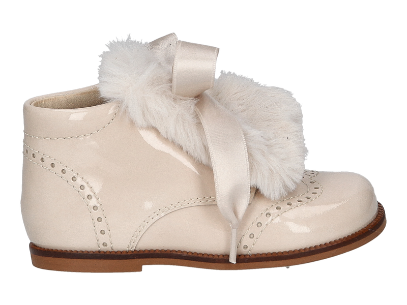 Beberlis Lace Shoes Off White