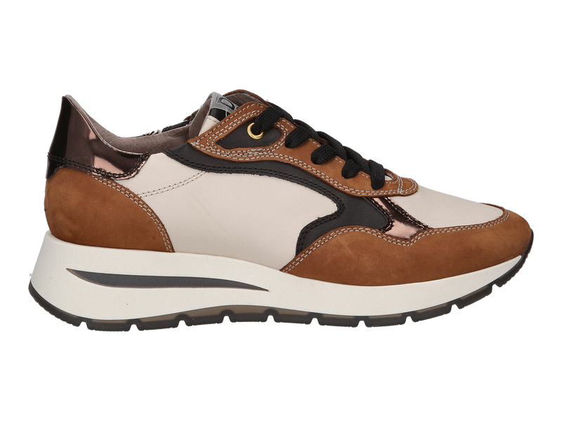 Voir le produit 'Dlsport Baskets Beige' (en anglais) Dlsport Baskets Beige