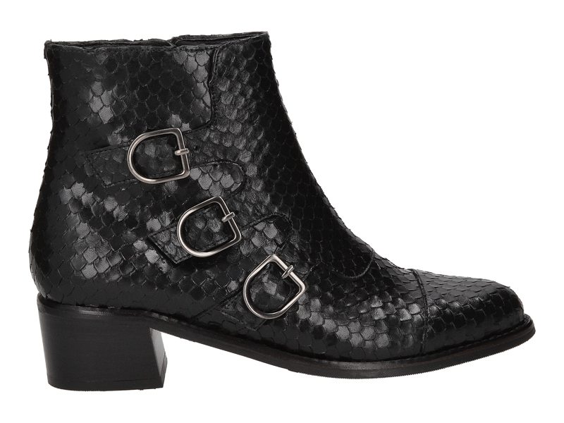 Pertini Boot With Heel Black