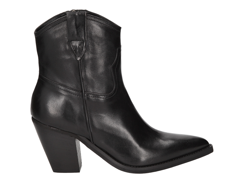 Julie Dee Boot With Heel Black