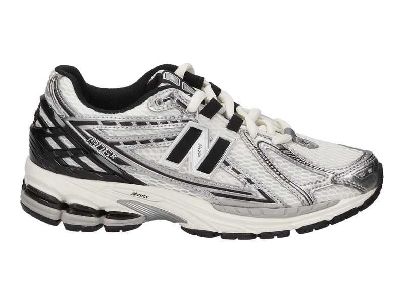 New Balance Sneakers Silver