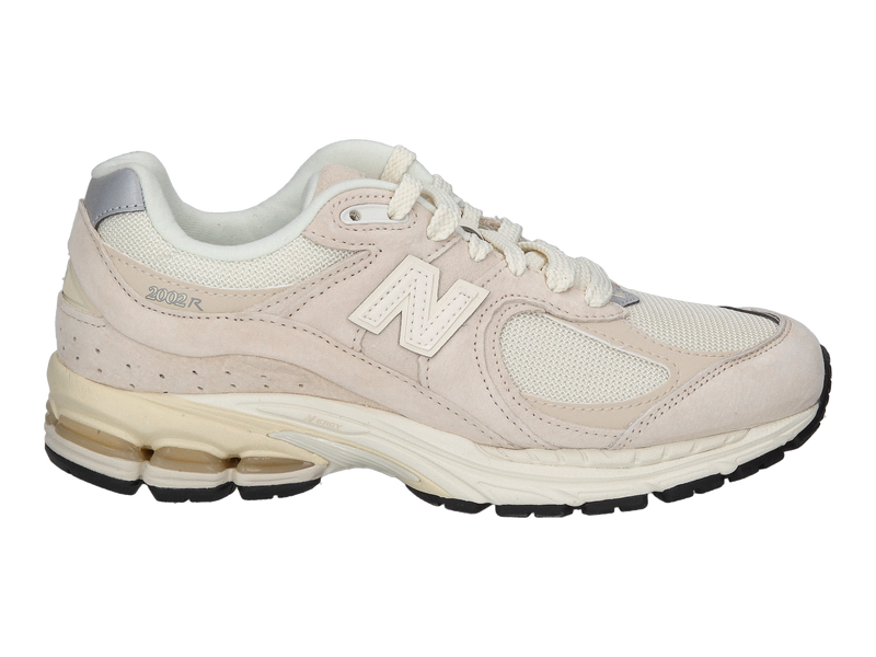Voir le produit 'New Balance Baskets Taupe' (en anglais) New Balance Baskets Taupe