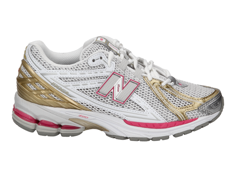Voir le produit 'New Balance Baskets Argent' (en anglais) New Balance Baskets Argent