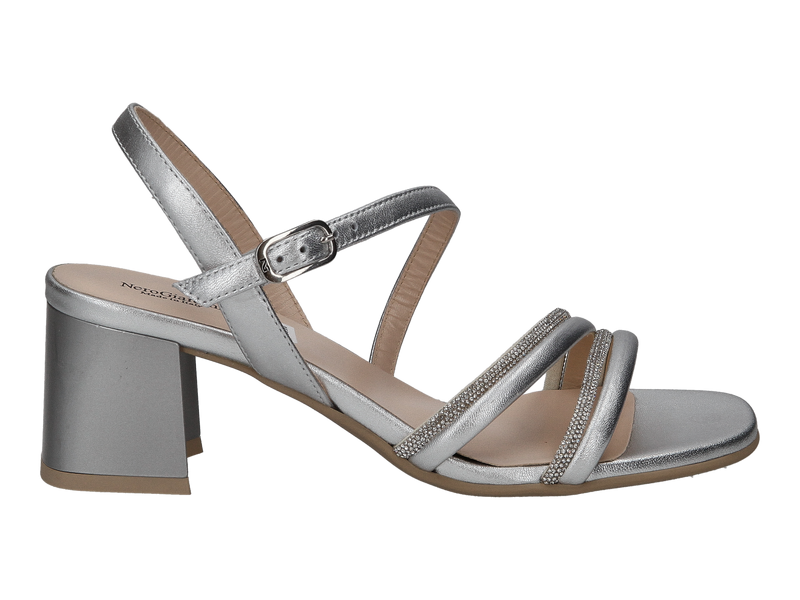 Voir le produit 'Nero Giardini Sandales Argent' (en anglais) Nero Giardini Sandales Argent