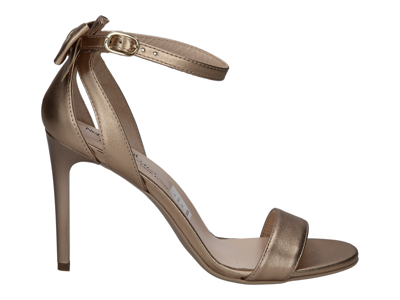 Voir le produit 'Nero Giardini Sandales Rose' (en anglais) Nero Giardini Sandales Rose