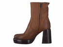 Curiosite boots with heel cognac