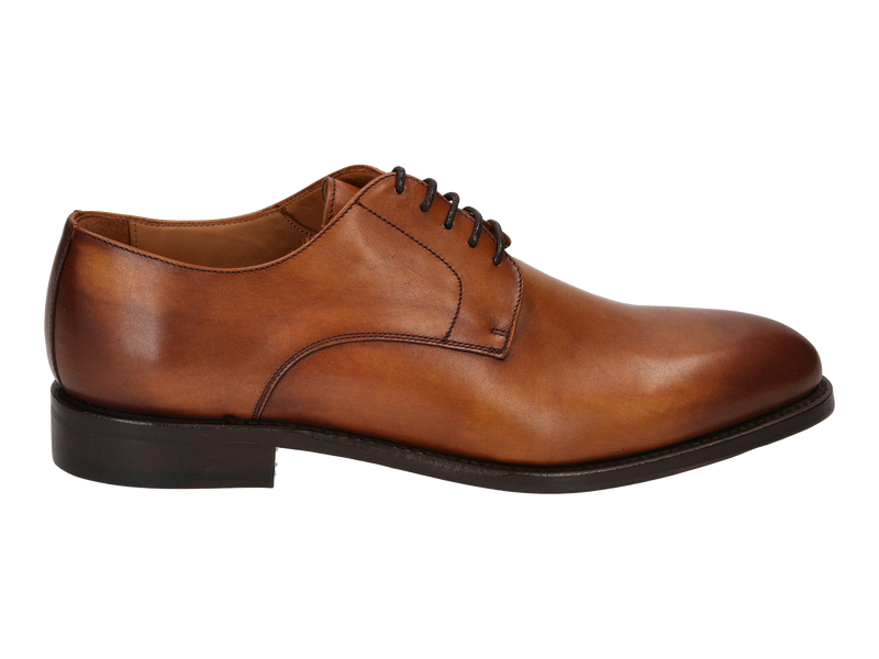 Berwick Chaussures à Lacets Cognac