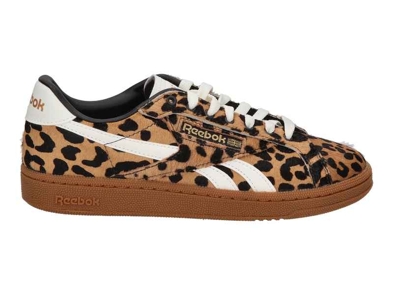 Voir le produit 'Reebok Baskets Leopard' (en anglais) Reebok Baskets Leopard