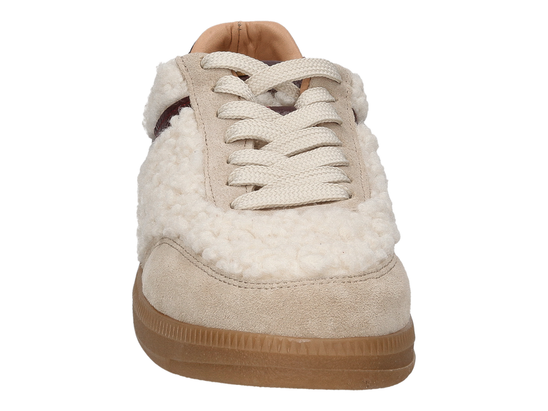 Voir le produit 'Babouche Baskets Beige' (en anglais) Babouche Baskets Beige