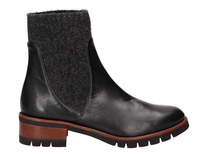 Cervone Boot With Heel Black