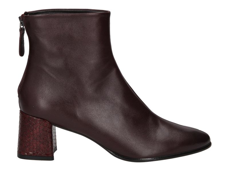 Zinda Boot With Heel Bordeaux