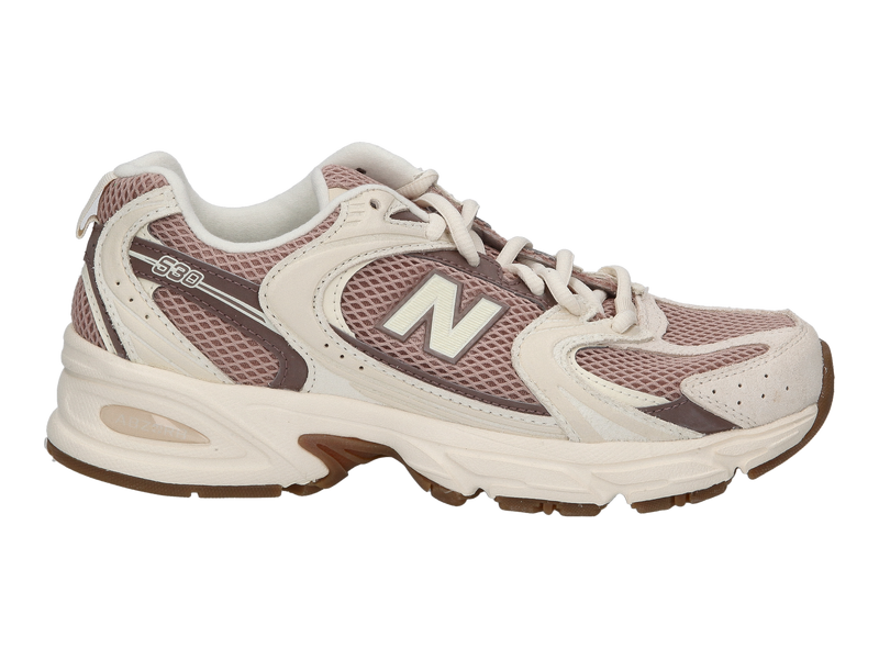 Voir le produit 'New Balance Baskets Rose' (en anglais) New Balance Baskets Rose
