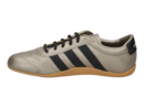 Adidas sneaker goud