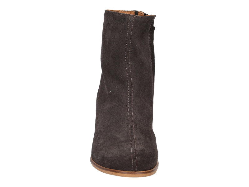 Angulus Boot With Heel Brown