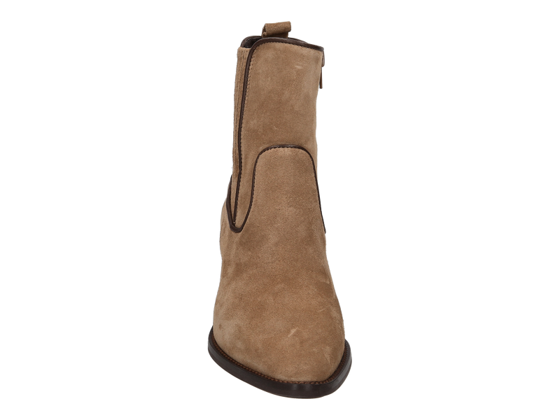 Alpe Boot With Heel Taupe