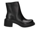 Camper boots with heel black