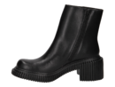 Camper boots with heel black
