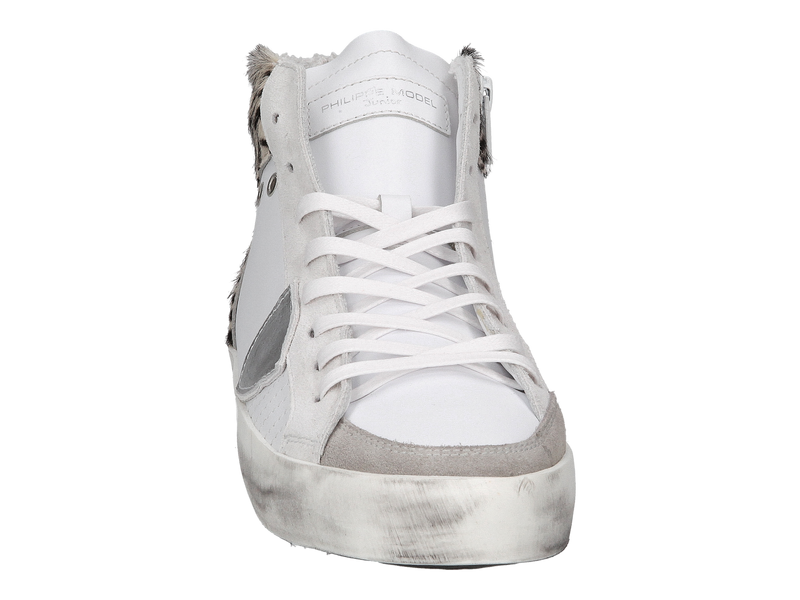 Voir le produit 'Philippe Model Baskets Blanc' (en anglais) Philippe Model Baskets Blanc