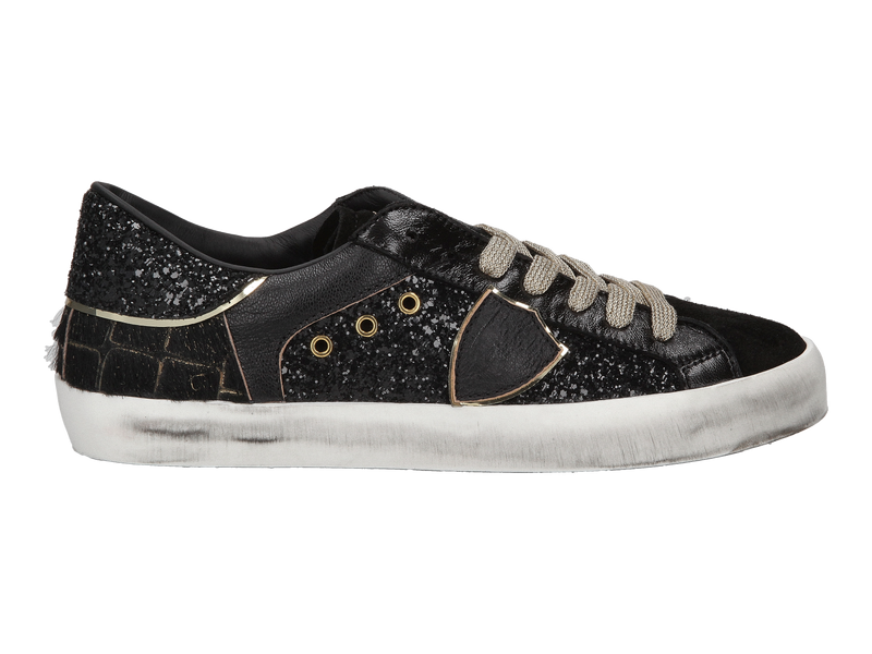 Voir le produit 'Philippe Model Baskets Noir' (en anglais) Philippe Model Baskets Noir