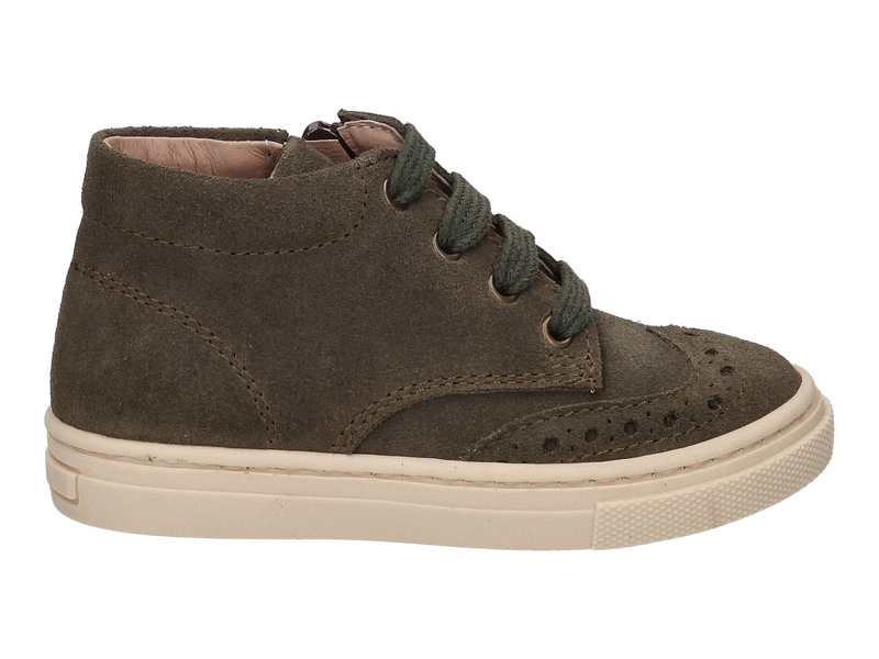 Voir le produit 'Banaline Baskets Kaki' (en anglais) Banaline Baskets Kaki