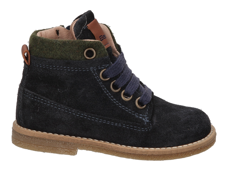 Voir le produit 'Banaline Baskets Bleu' (en anglais) Banaline Baskets Bleu