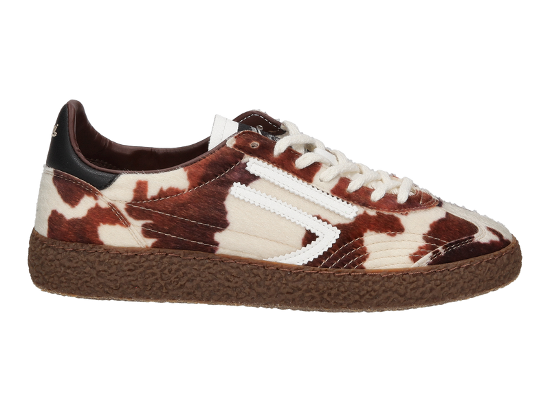 Voir le produit 'Puraai Baskets Brun' (en anglais) Puraai Baskets Brun