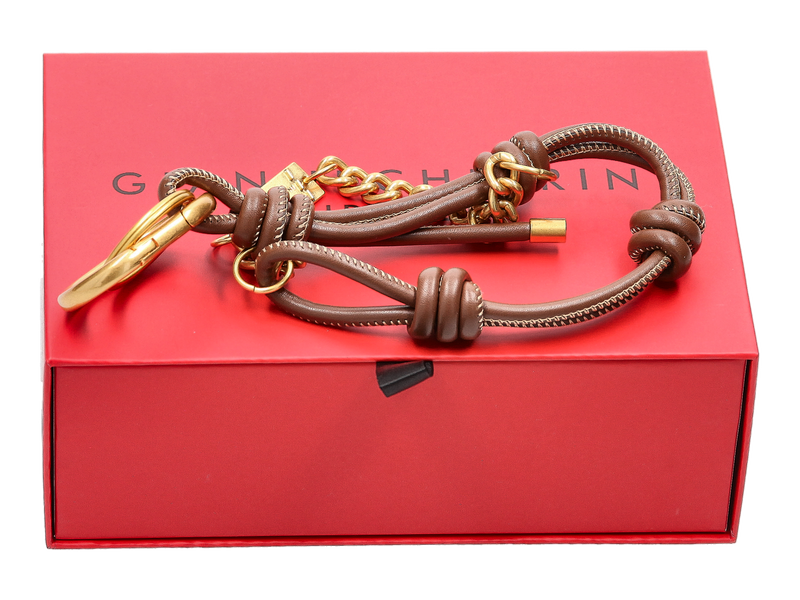 Voir le produit 'Gianni Chiarini Porte-clés Brun' (en anglais) Gianni Chiarini Porte-clés Brun