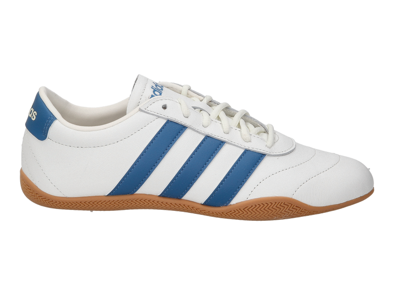 Voir le produit 'Adidas Baskets Blanc' (en anglais) Adidas Baskets Blanc