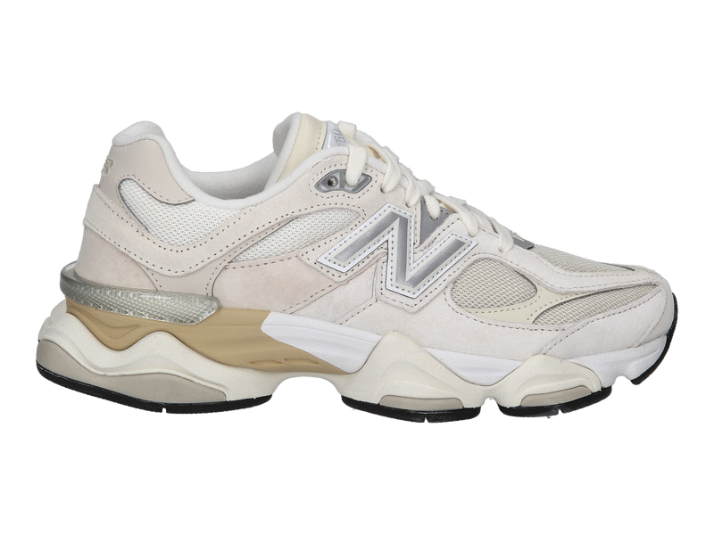 Voir le produit 'New Balance Baskets Beige' (en anglais) New Balance Baskets Beige