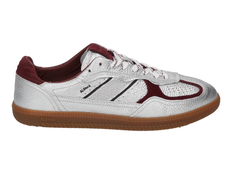 Voir le produit 'Alohas Baskets Argent' (en anglais) Alohas Baskets Argent