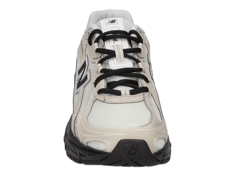 New Balance Sneakers Beige