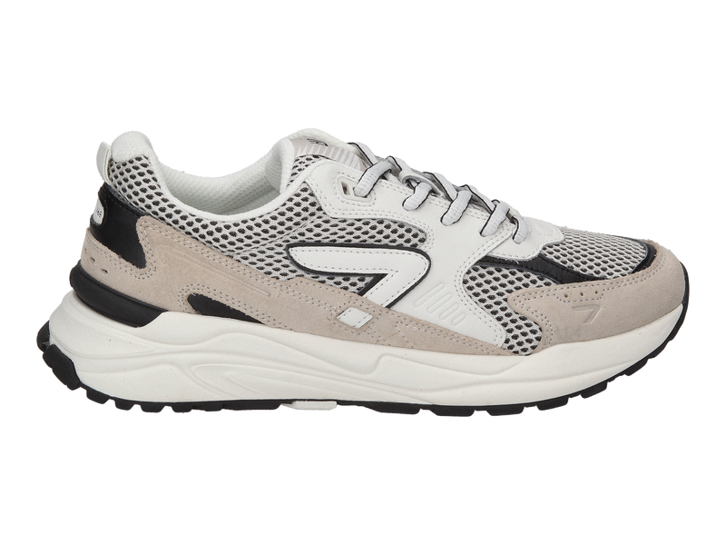 Voir le produit 'Hub Footwear Baskets Beige' (en anglais) Hub Footwear Baskets Beige