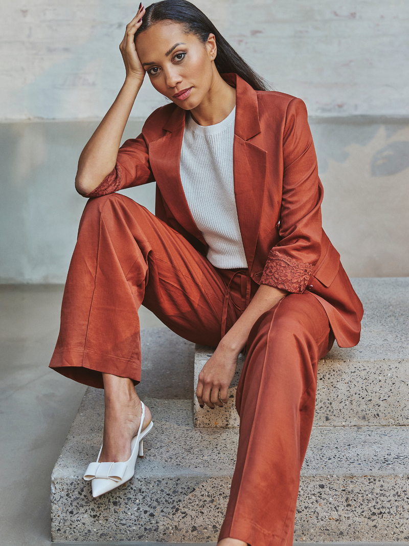 Ac By Annelien Coorevits Blazers Bruin