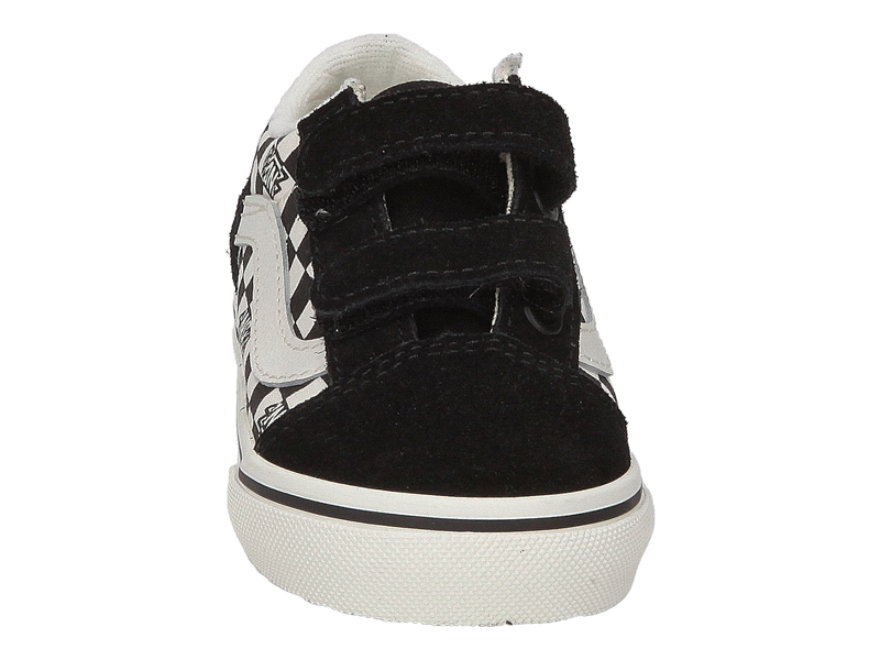 Voir le produit 'Vans Chaussures à Velcro Noir' (en anglais) Vans Chaussures à Velcro Noir