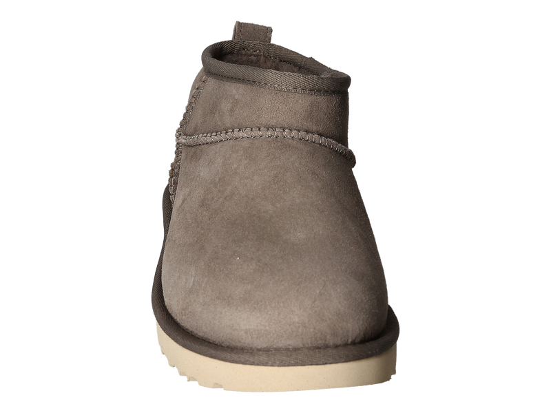 Voir le produit 'Ugg Bottines Taupe' (en anglais) Ugg Bottines Taupe