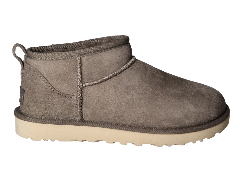 Voir le produit 'Ugg Bottines Taupe' (en anglais) Ugg Bottines Taupe