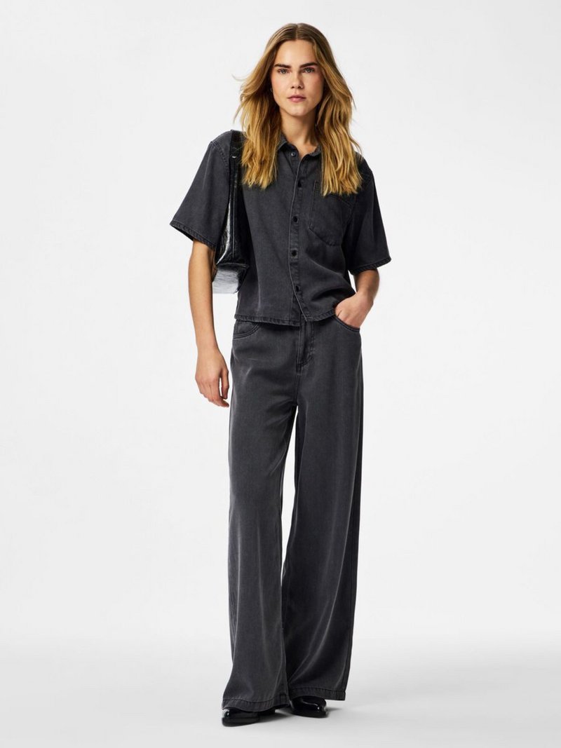 Bekijk product 'Pieces Broeken Grijs' Pieces Broeken Grijs