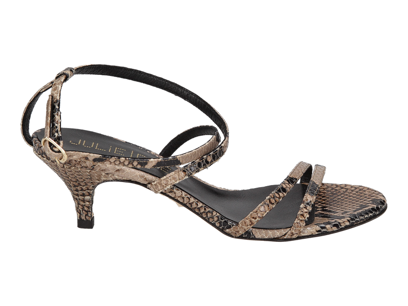 Bekijk product 'Julie Dee Sandalen Beige' Julie Dee Sandalen Beige
