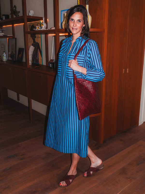 Voir le produit 'Leon & Harper Robes Bleu' (en anglais) Leon & Harper Robes Bleu