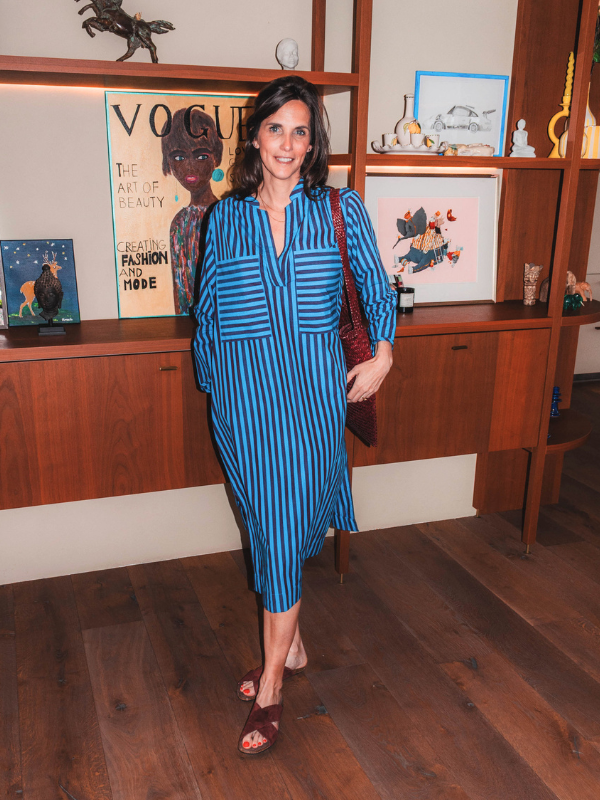 Voir le produit 'Leon & Harper Robes Bleu' (en anglais) Leon & Harper Robes Bleu