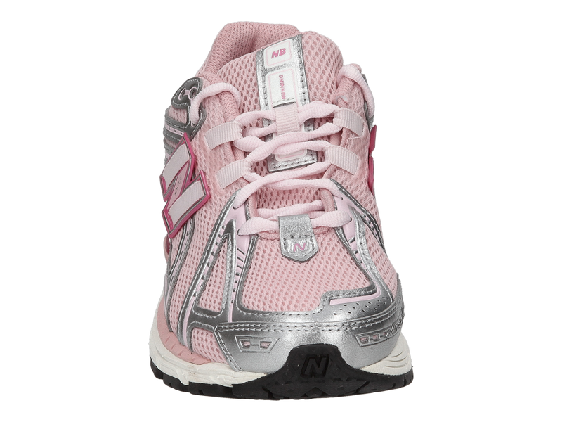 Voir le produit 'New Balance Baskets Rose' (en anglais) New Balance Baskets Rose