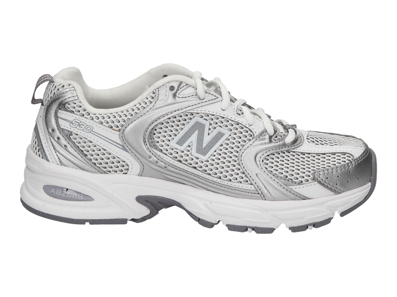 Voir le produit 'New Balance Baskets Argent' (en anglais) New Balance Baskets Argent